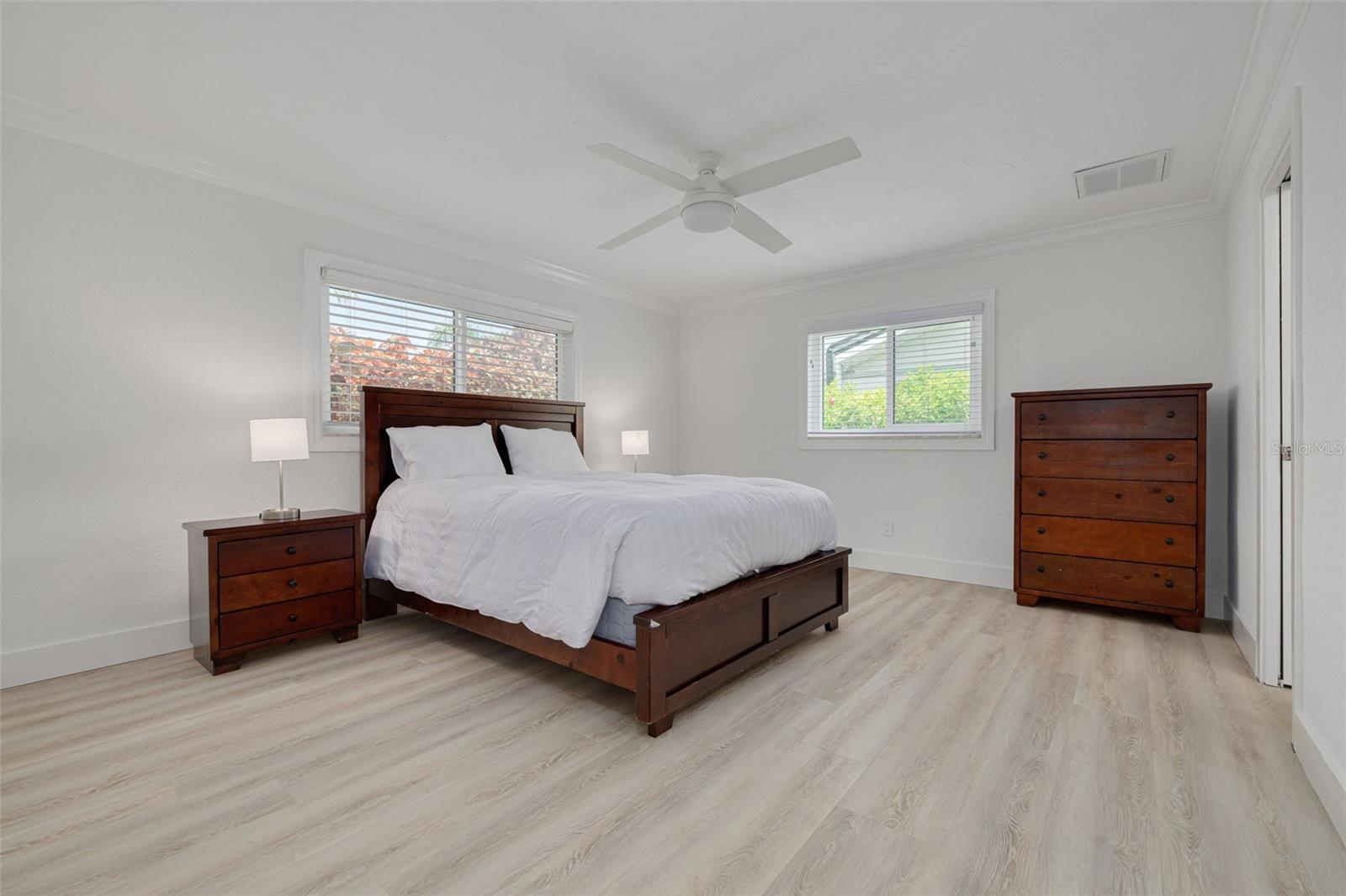 2049 MASSACHUSETTS AVE NE