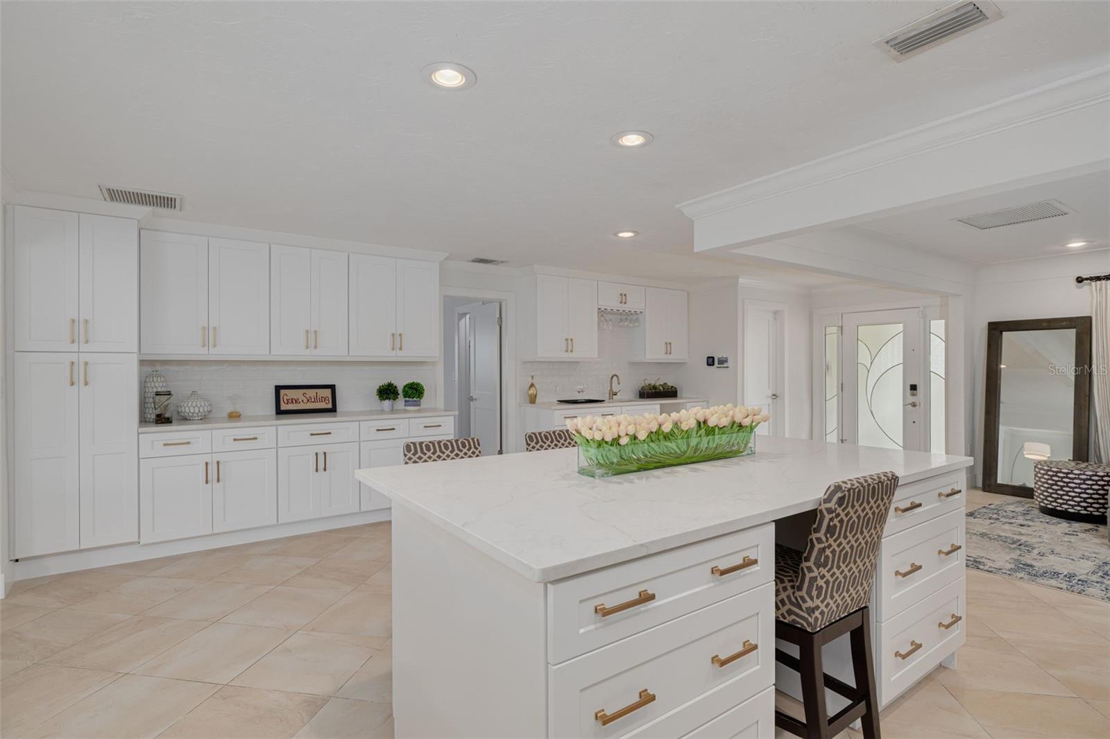 2049 MASSACHUSETTS AVE NE