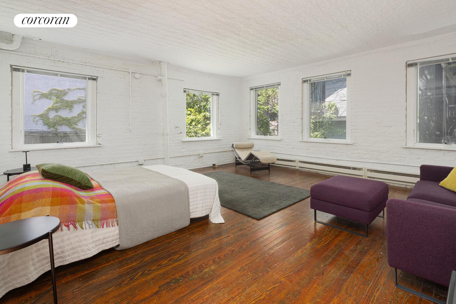 21 BLEECKER Street 3E