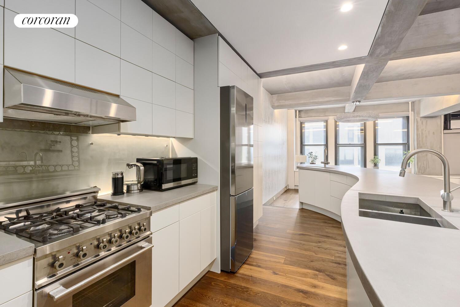 315 7TH Avenue 5D