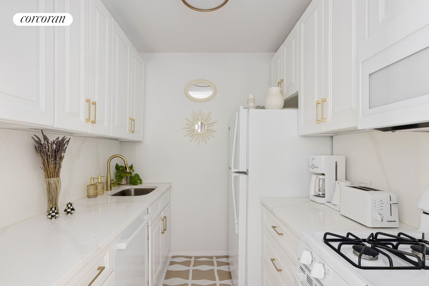 250 S END Avenue PH2B