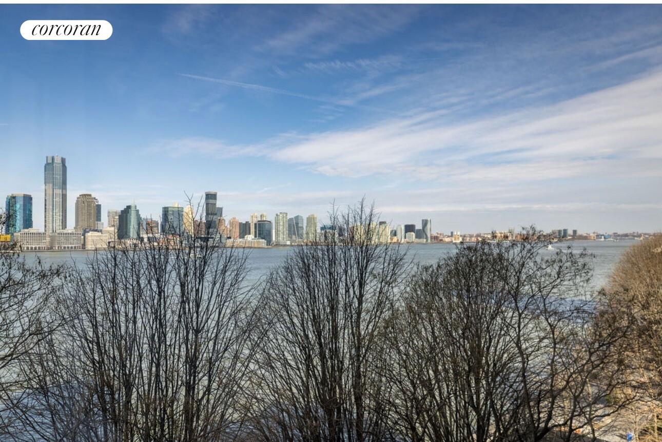 350 ALBANY Street 7AB