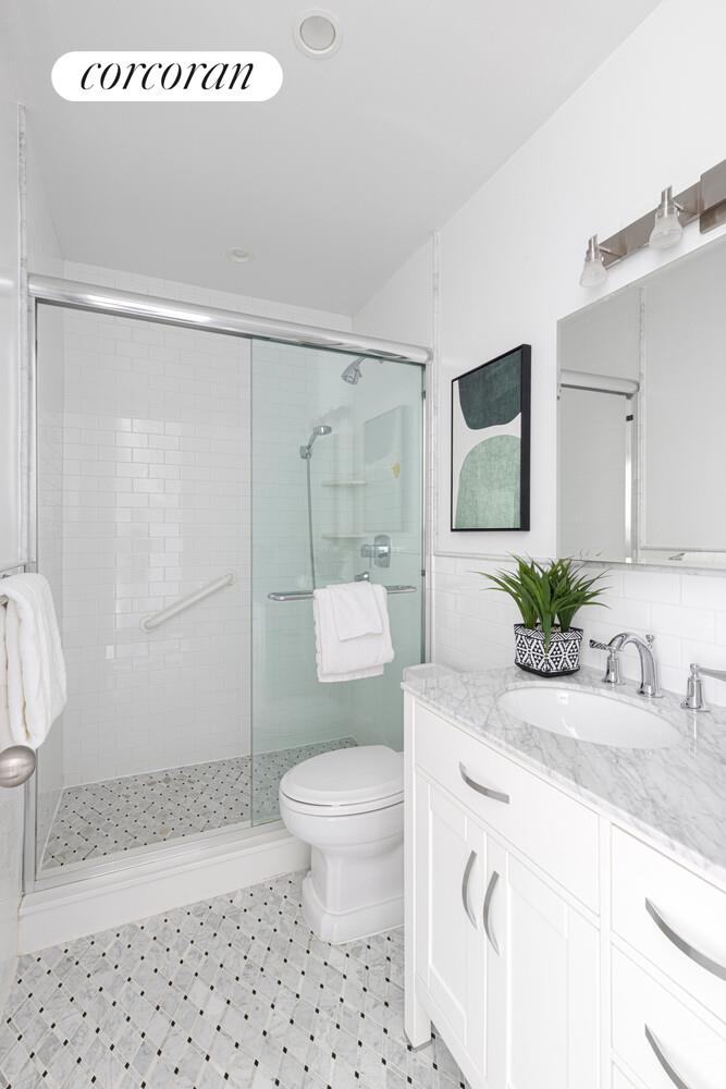 350 ALBANY Street 7AB