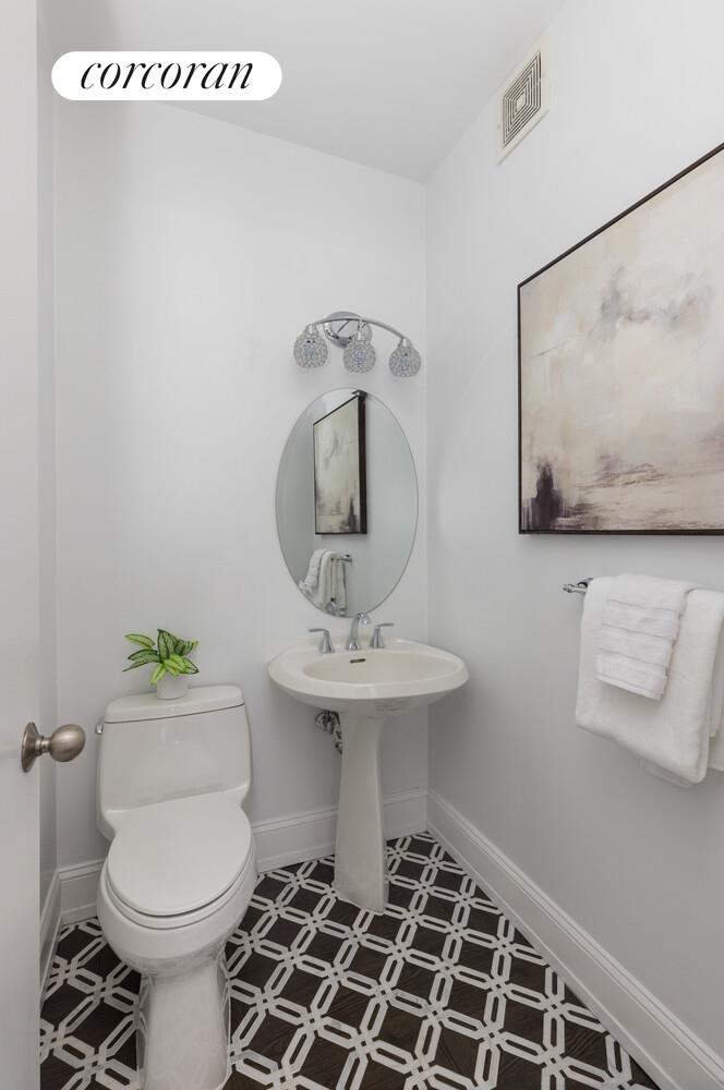 350 ALBANY Street 7AB