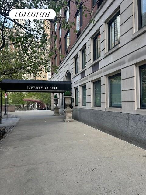 200 RECTOR Place 12F