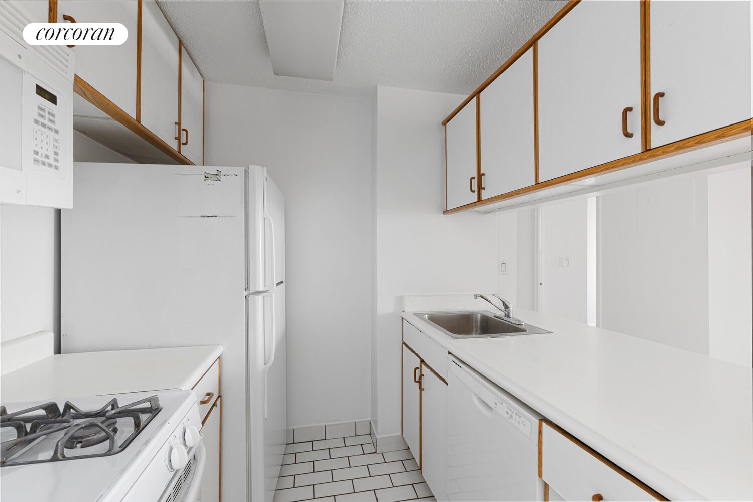 200 RECTOR Place 12F