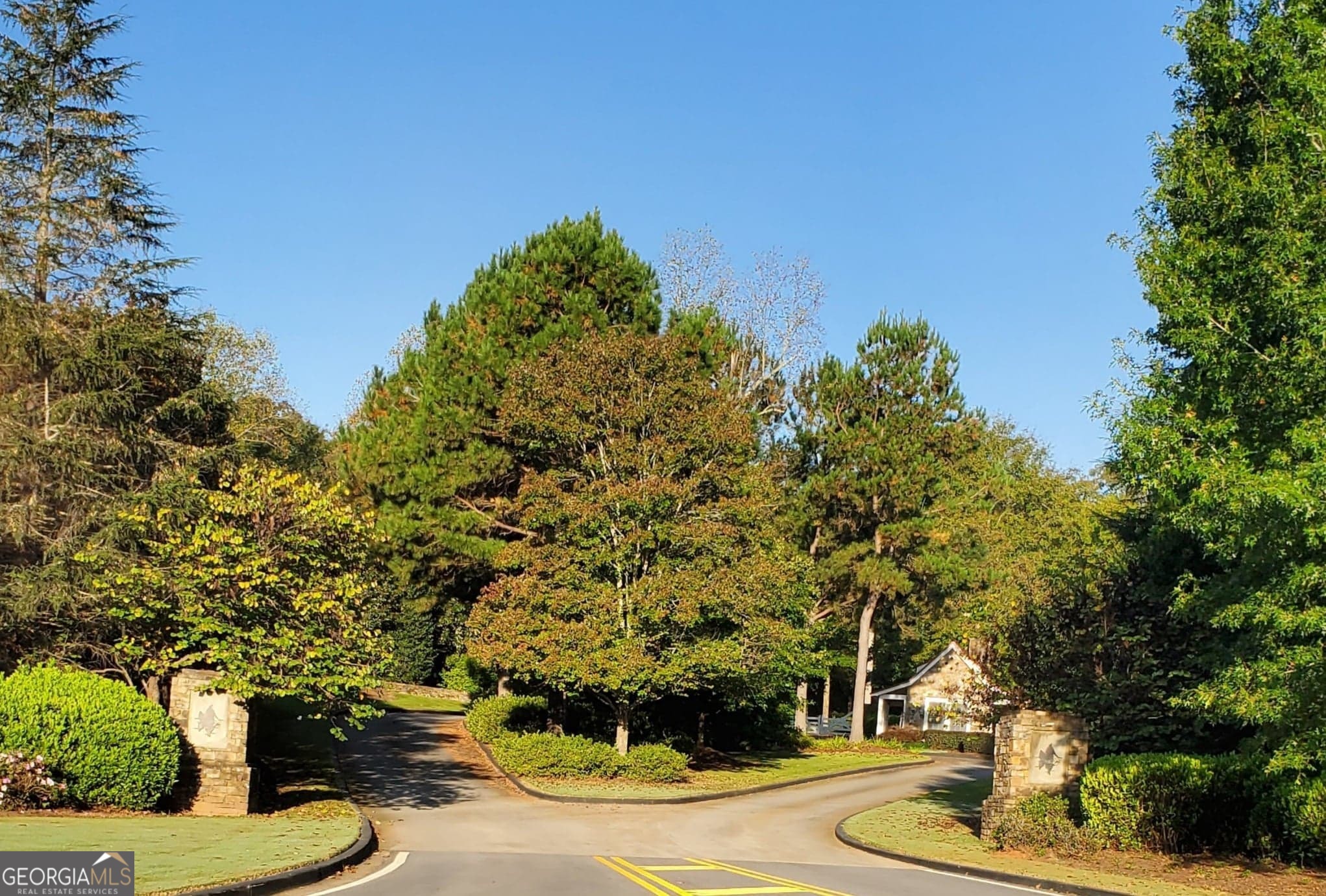 1272 N Edgewater Trail