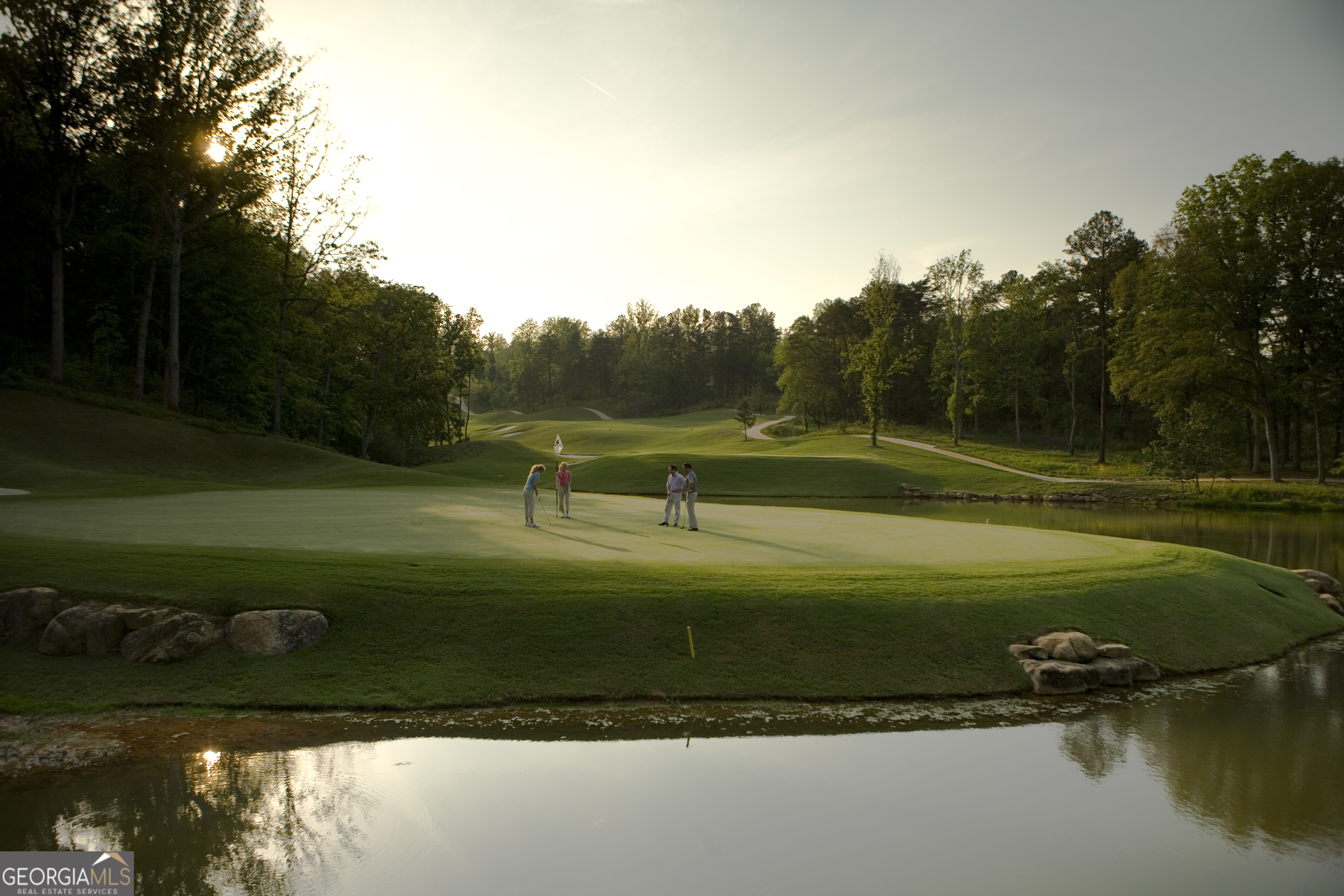 1272 N Edgewater Trail