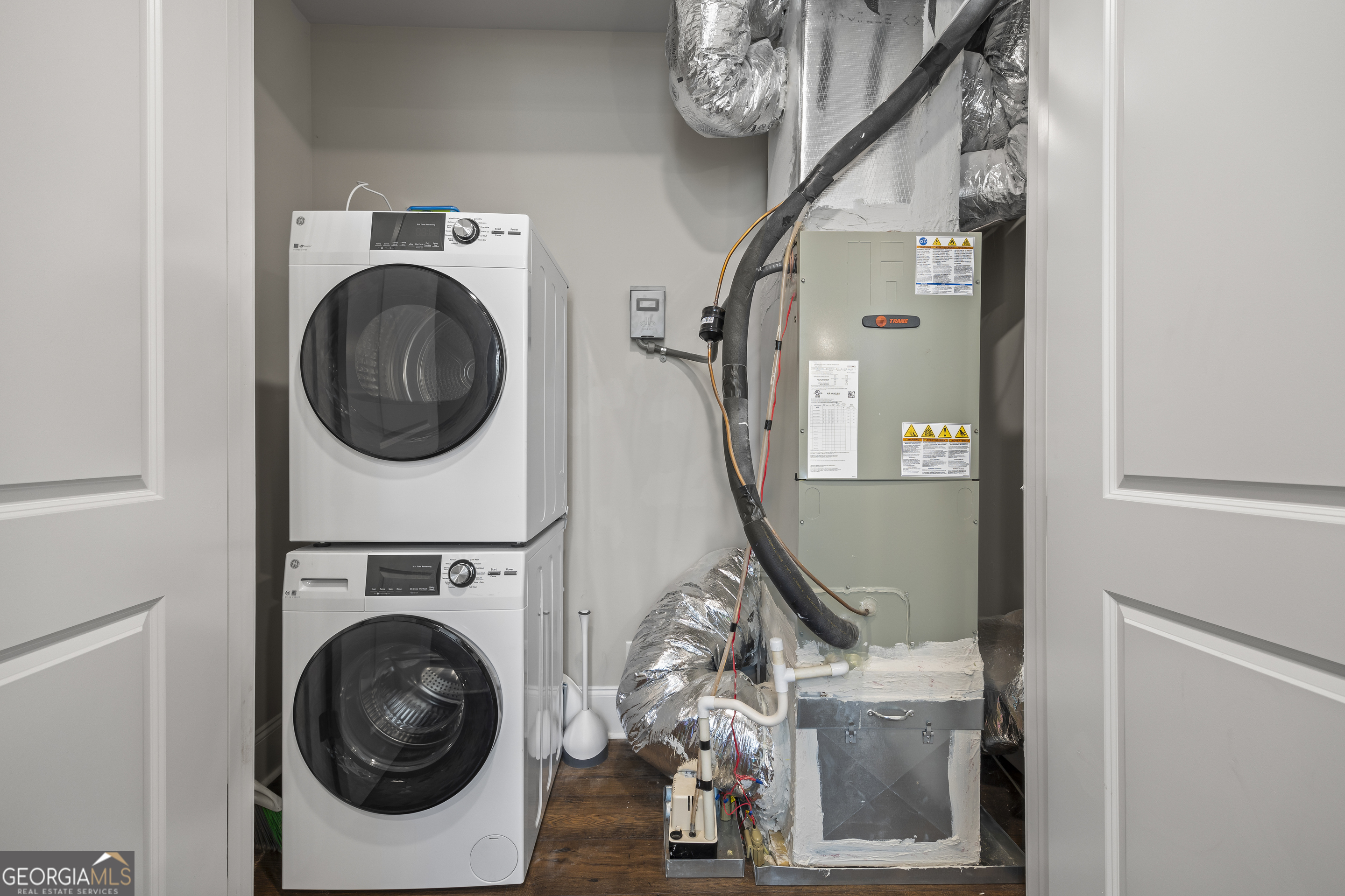 15 Cottage Lane, Toccoa