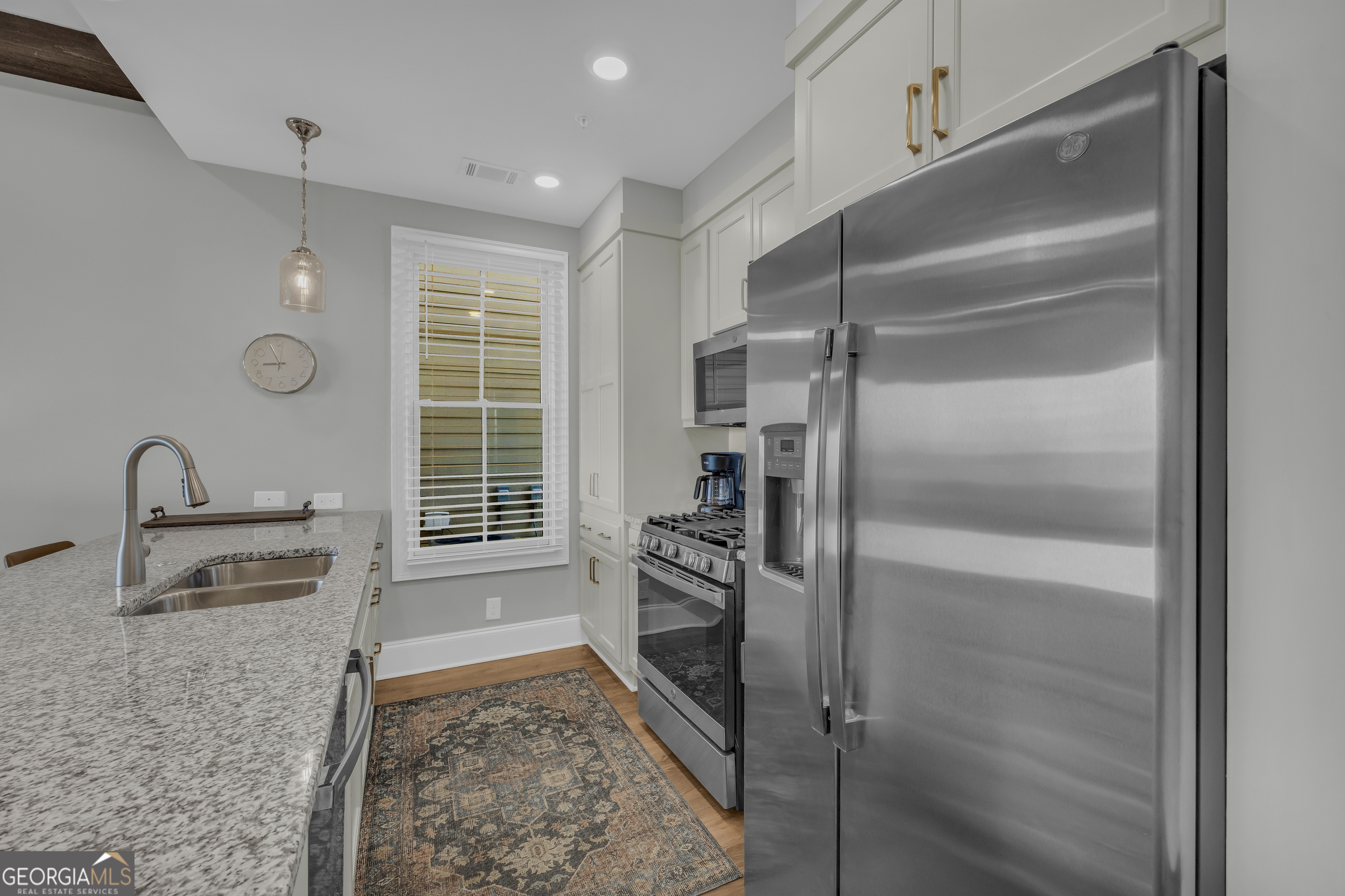 17 Cottage Lane # 102