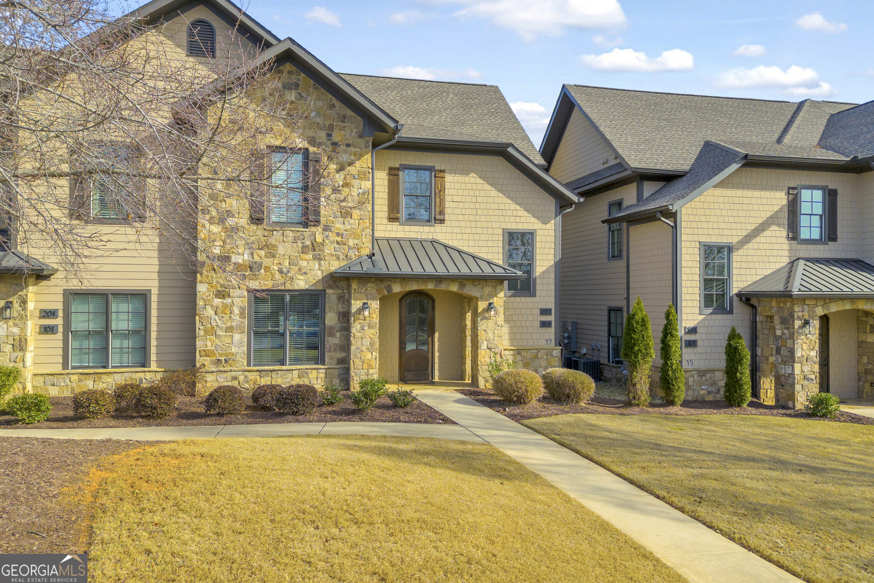 17 Cottage Lane # 102