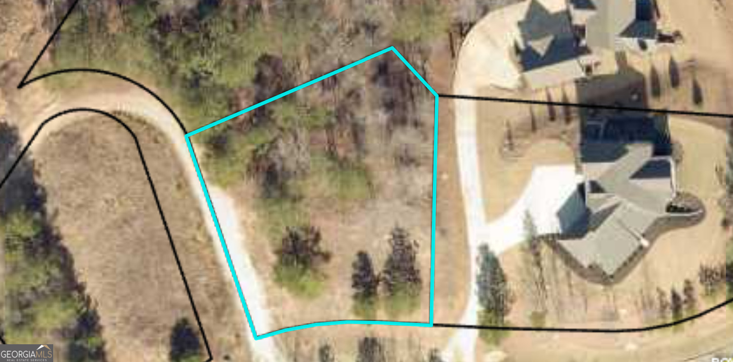 915 N Edgewater Trail