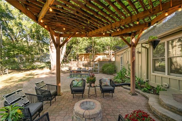2820 W 82nd Street