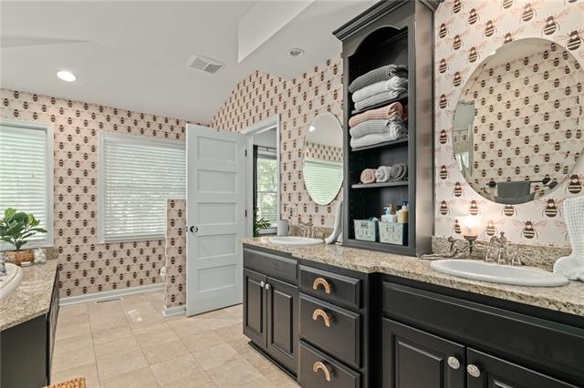 2820 W 82nd Street