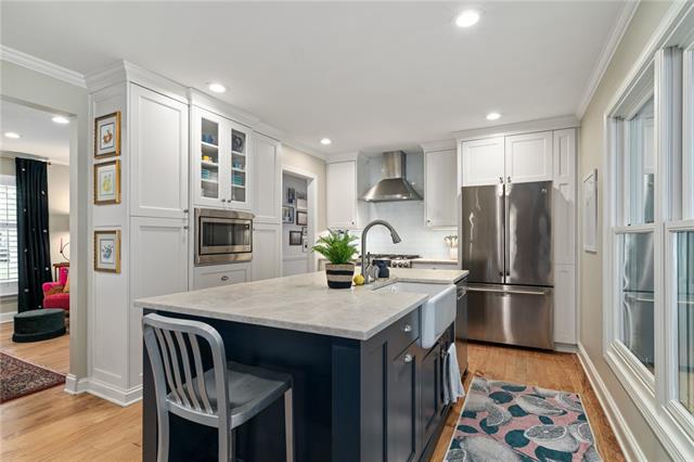 2820 W 82nd Street