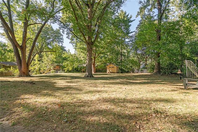 2820 W 82nd Street
