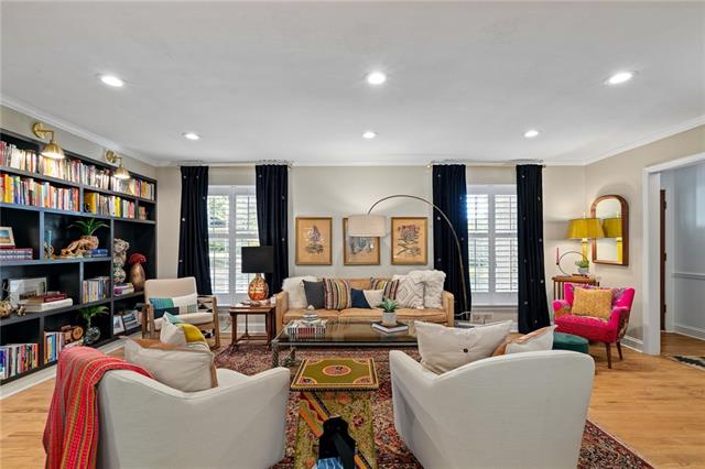 2820 W 82nd Street
