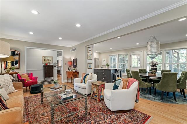 2820 W 82nd Street