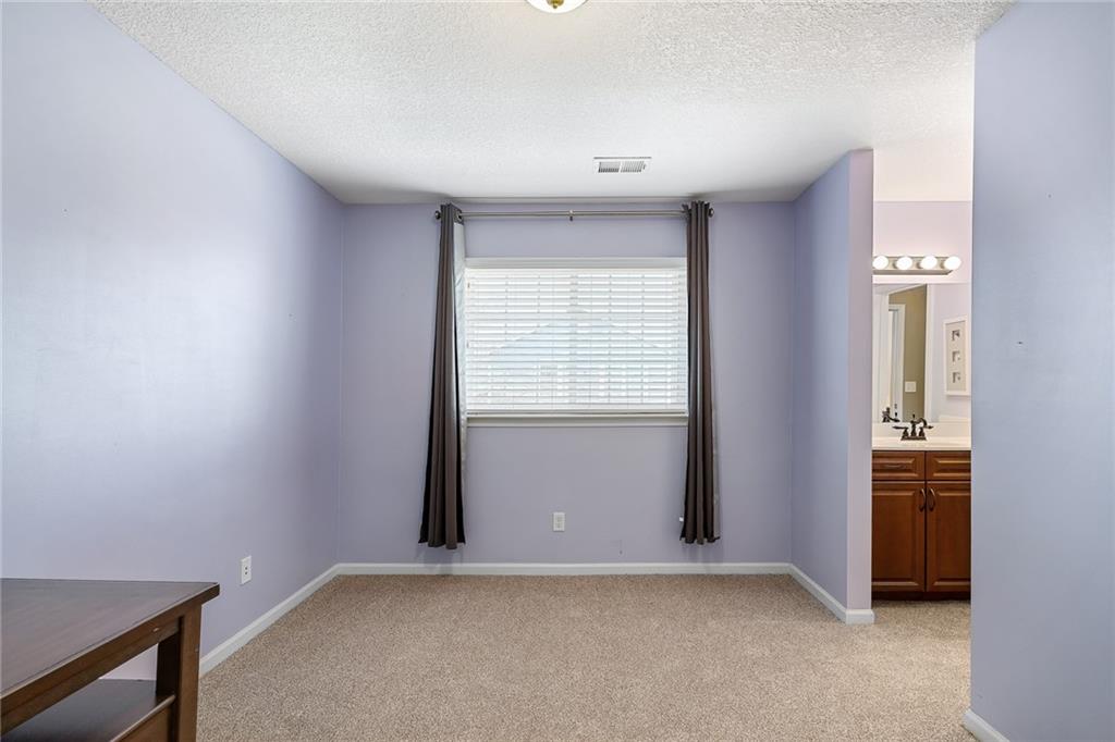 4452 W 161st Place