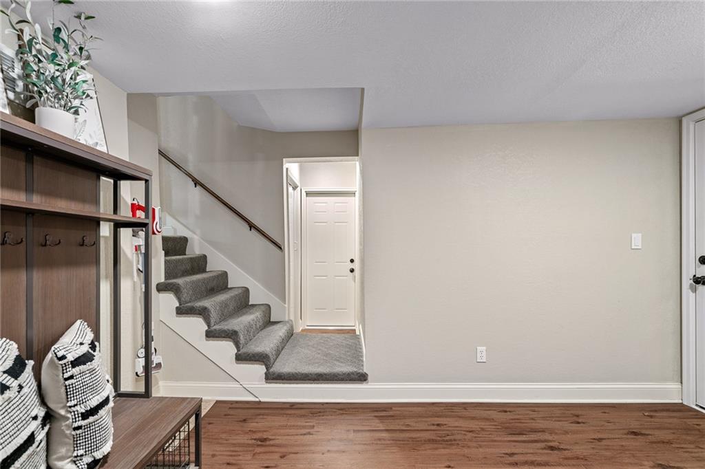 10105 Lowell Avenue