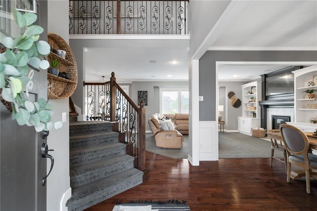 2309 W Trail Drive