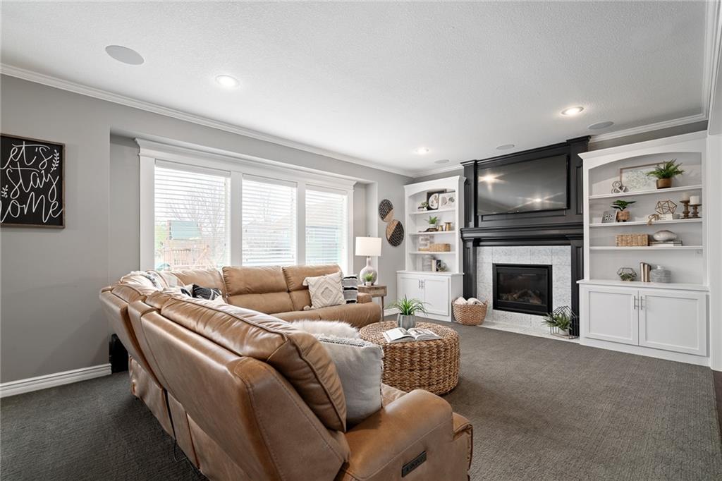 2309 W Trail Drive