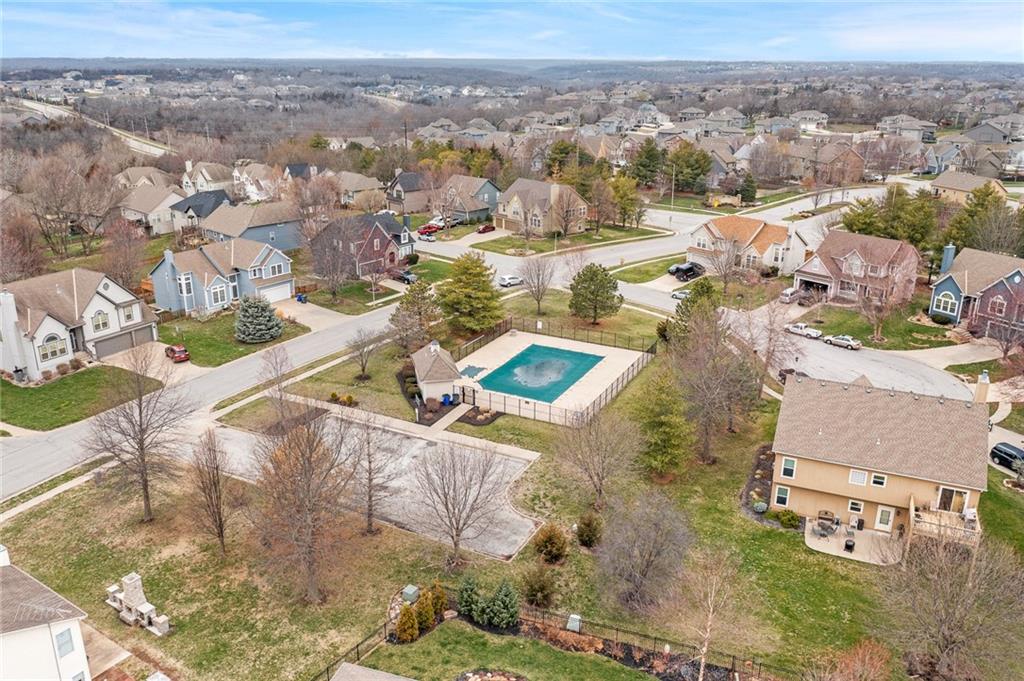2309 W Trail Drive