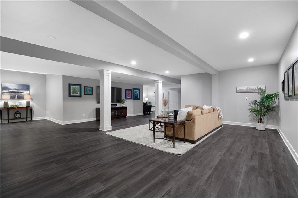 15070 Nall Avenue