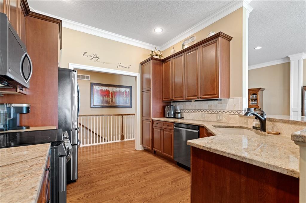 504 W 133rd Terrace