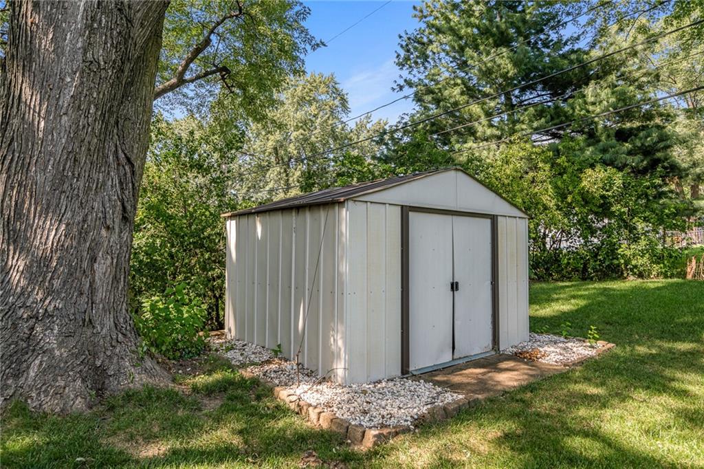 11710 W 68TH Place
