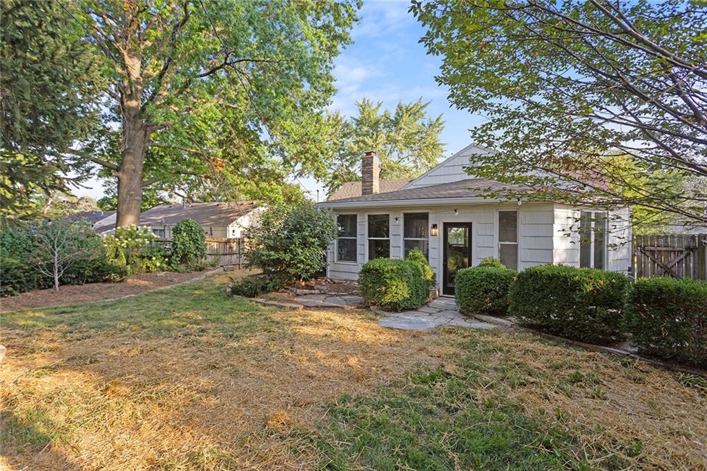 216 W 89th Terrace