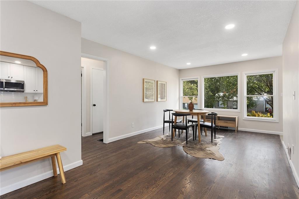 216 W 89th Terrace
