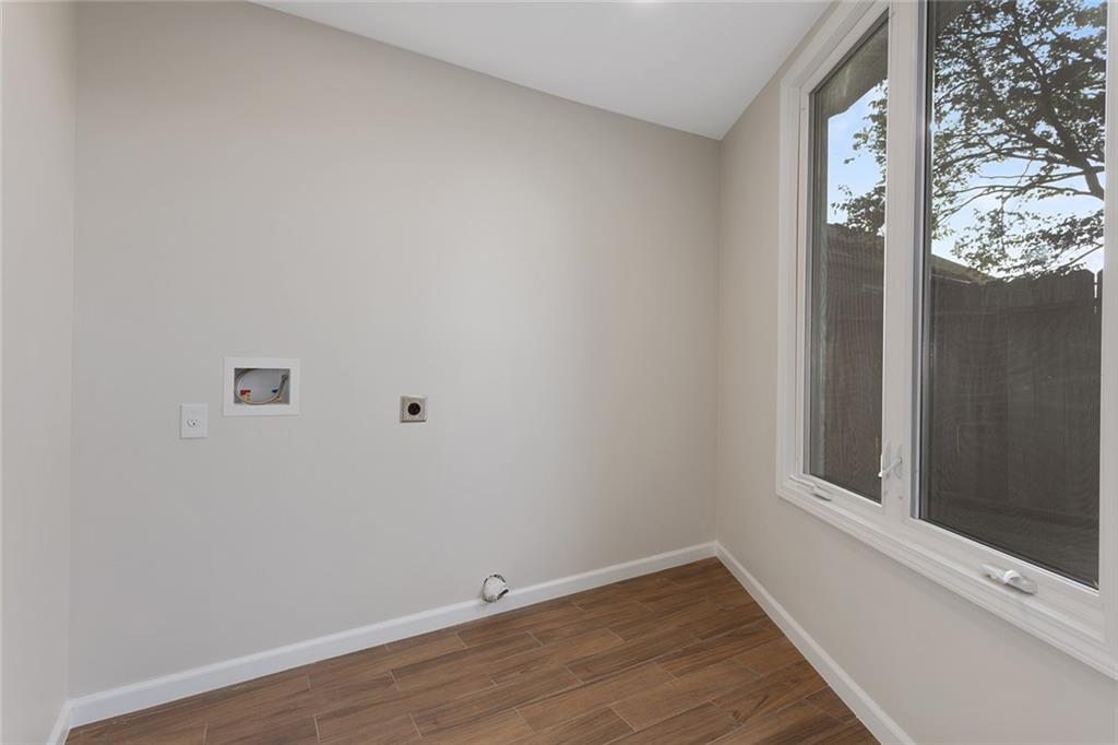 216 W 89th Terrace