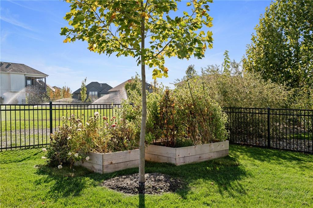 12905 W 169TH Street
