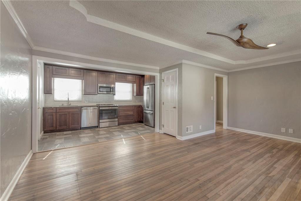 2515 W 73rd Street
