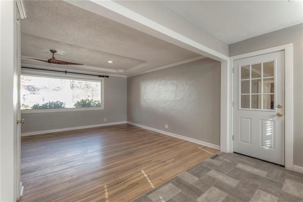 2515 W 73rd Street