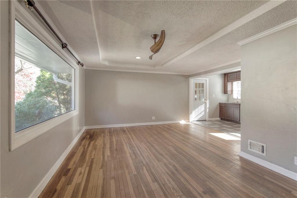 2515 W 73rd Street