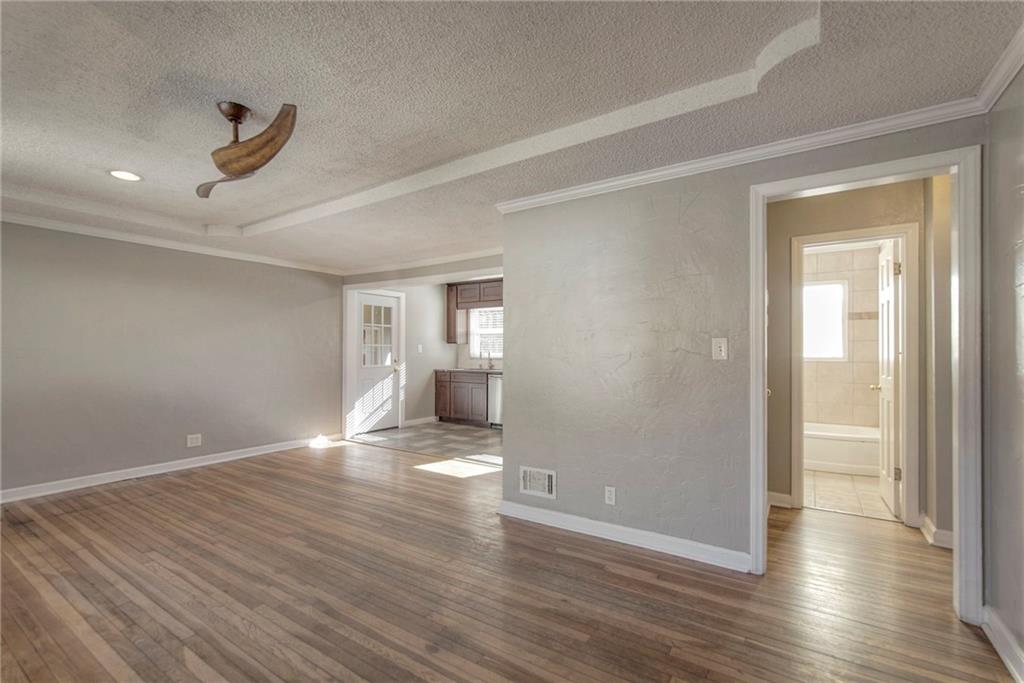 2515 W 73rd Street