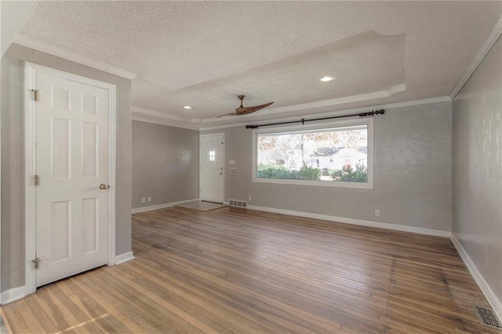 2515 W 73rd Street