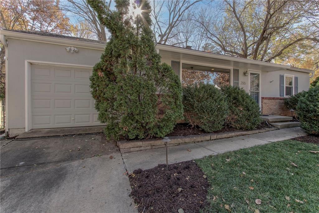 2515 W 73rd Street
