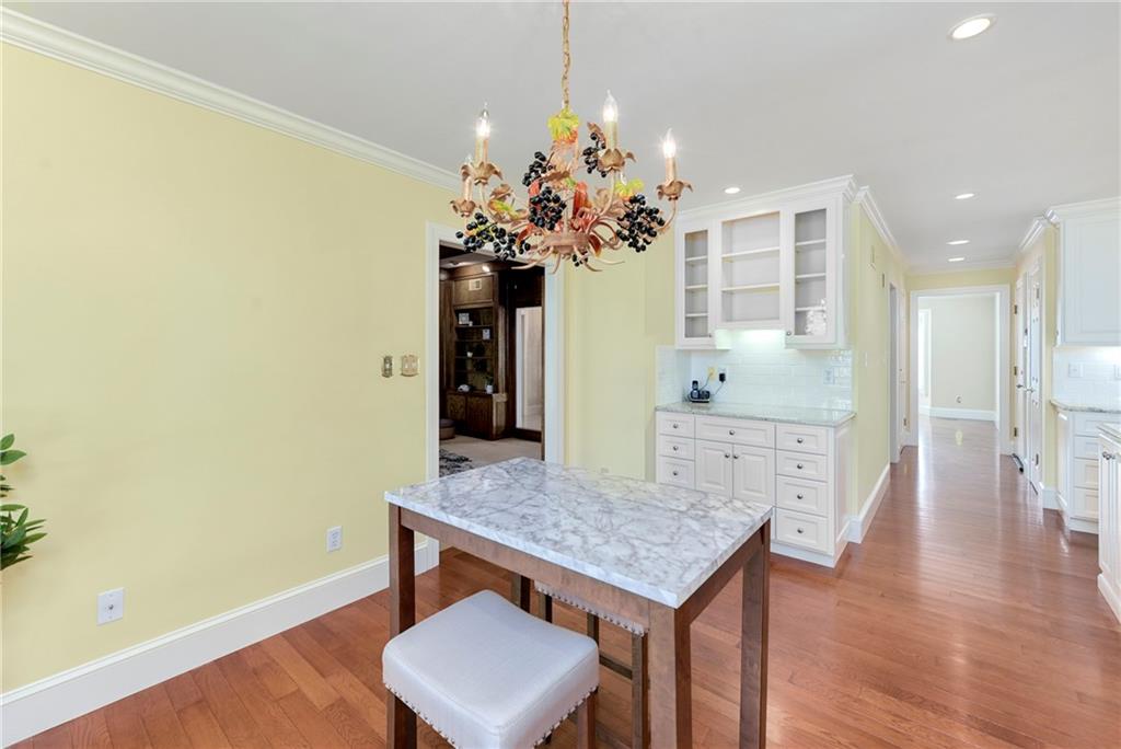 2204 W 124th Street