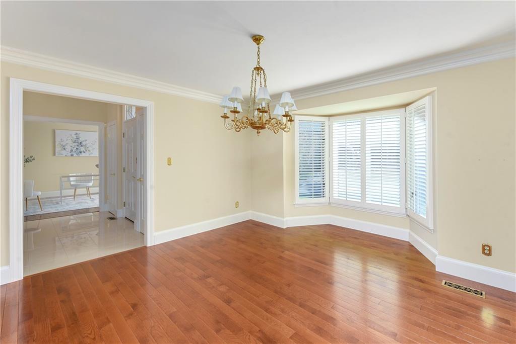 2204 W 124th Street