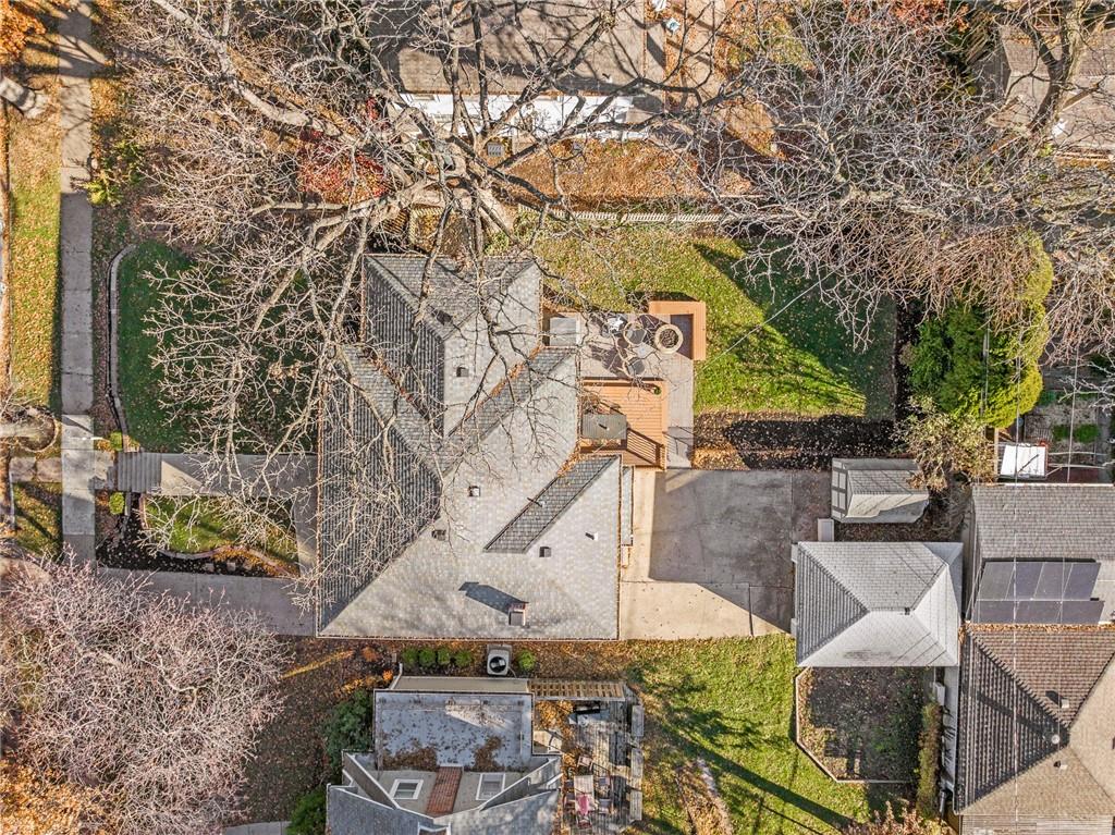 15 E 62nd Street