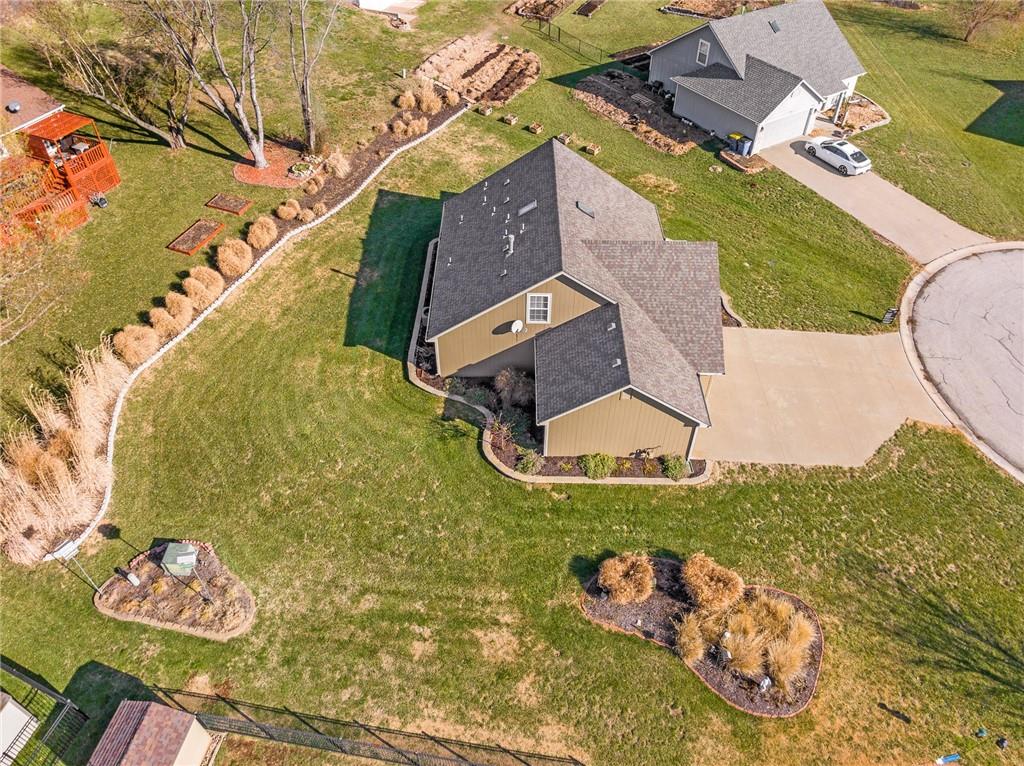 112 Oak Place