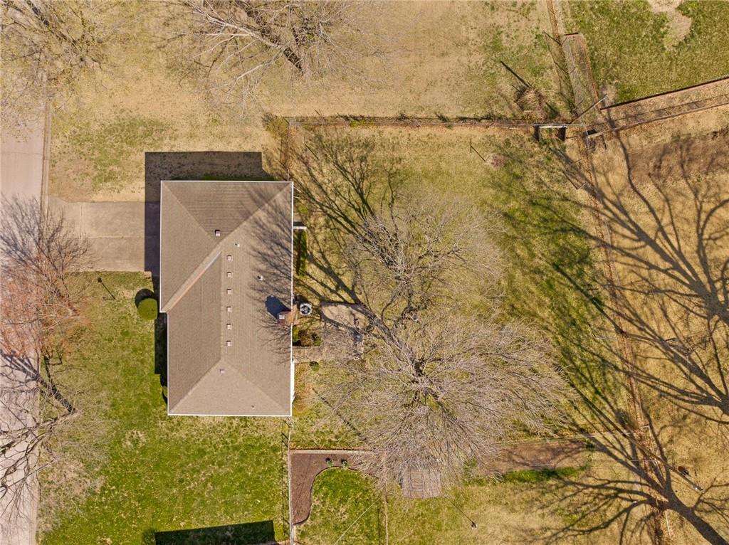 10901 Elmwood Drive