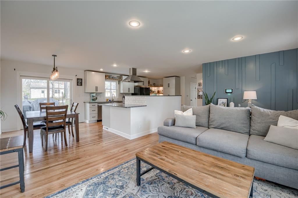 504 W 89th Terrace