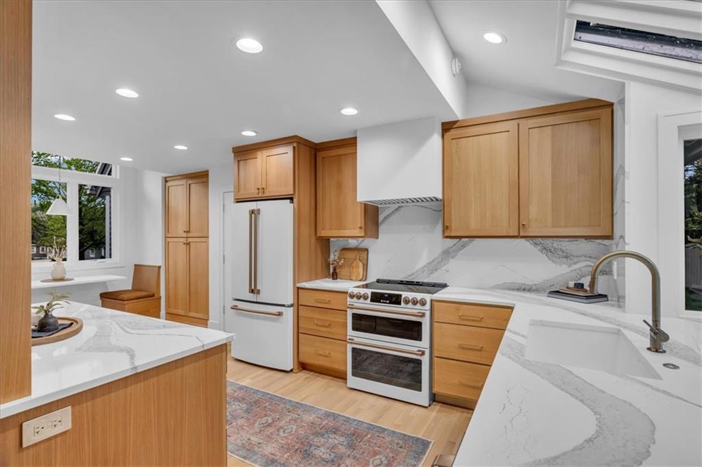 7854 Howe Circle