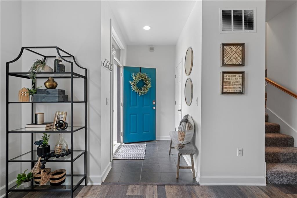 1152 NE Beacon Hill Lane Unit: 2