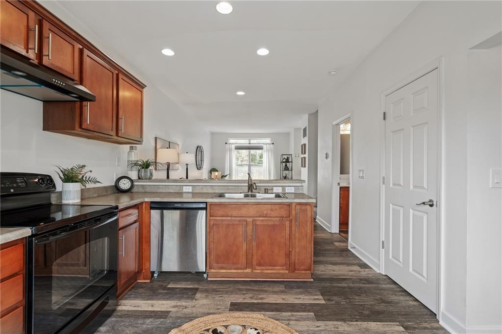 1152 NE Beacon Hill Lane Unit: 2