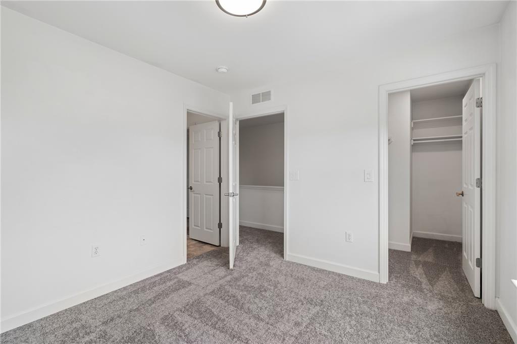 1152 NE Beacon Hill Lane Unit: 2